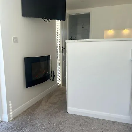 The Little Nest @ Slaney House